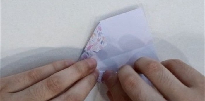 五瓣花朵折紙教程