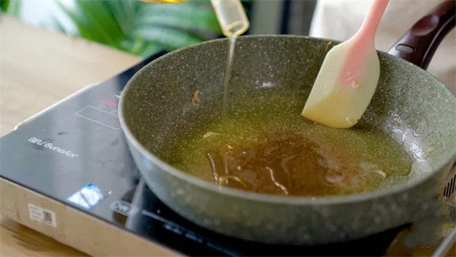 芋頭干貝蝦皮飯燜飯的做法