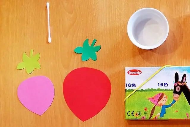 幼兒手工制作草莓的幾種簡單方法