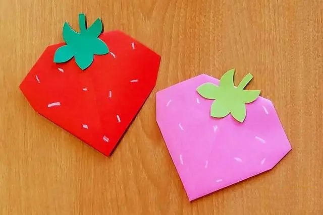 幼兒手工制作草莓的幾種簡單方法